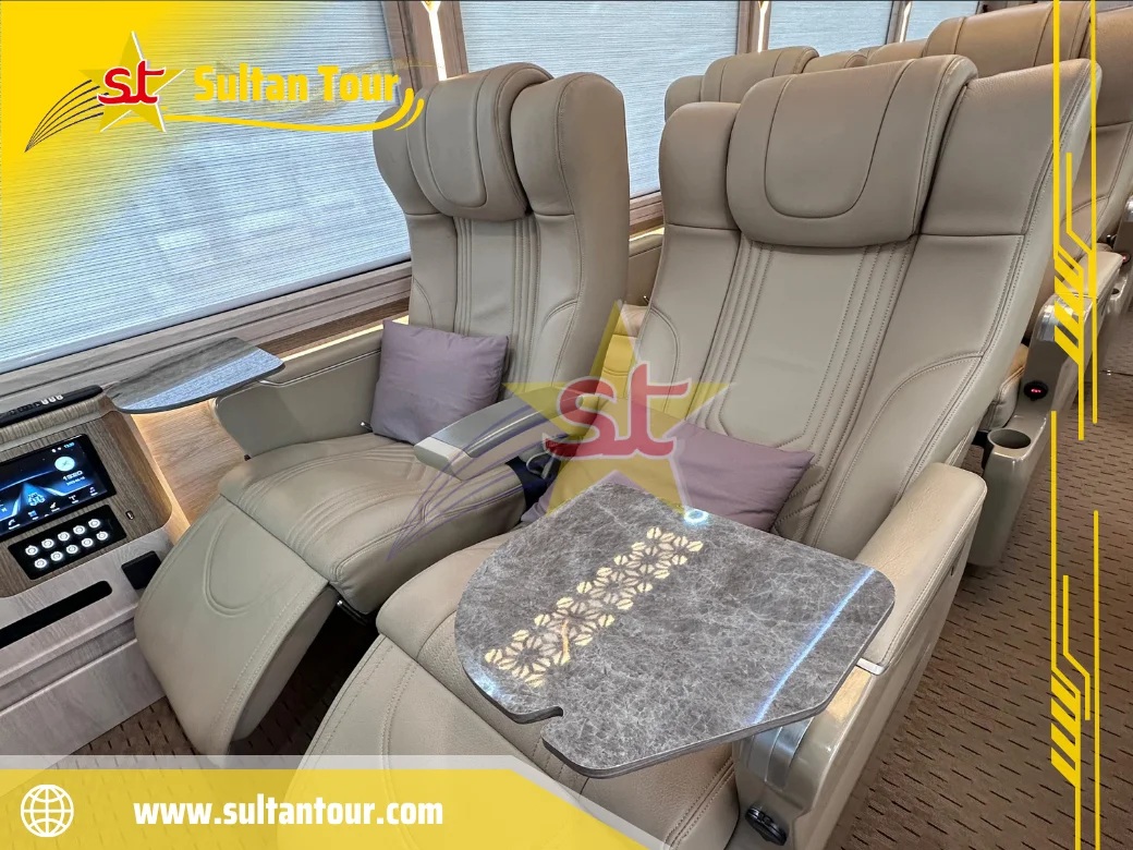 Big Bus - 15S - Luxury